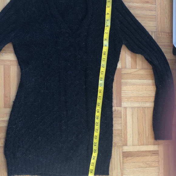 BCBGMAXAZRIA hooded charcoal grey sweater. Size s - Picture 4 of 6